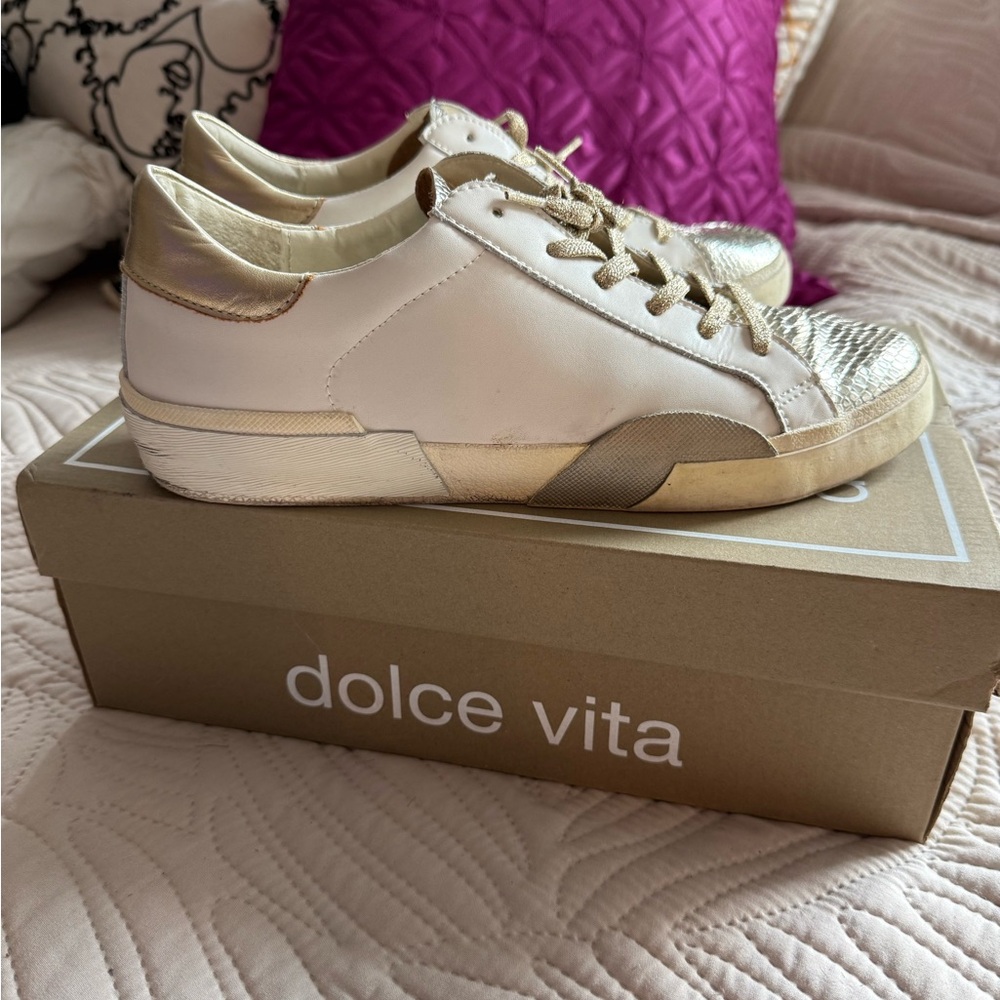 Dolce Vita White and Gold Low-Top Sneakers